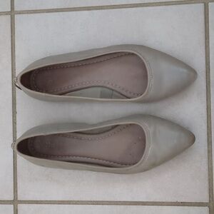 Frye Women's Gray Tan Neutral Regina Leather Flats Size 6.5